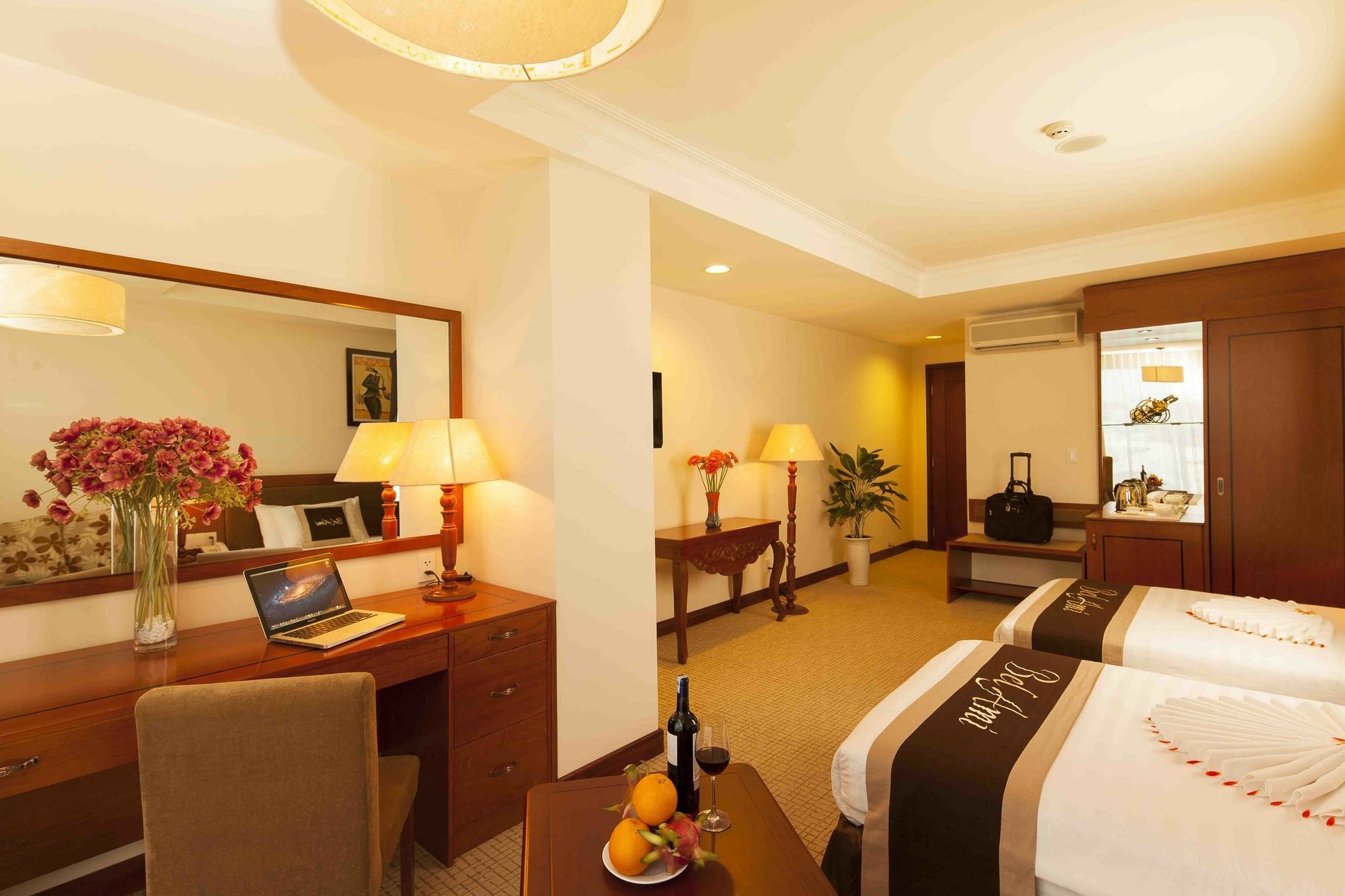 Ttc Hotel - Tan Binh مدينة هوشي منه المظهر الخارجي الصورة